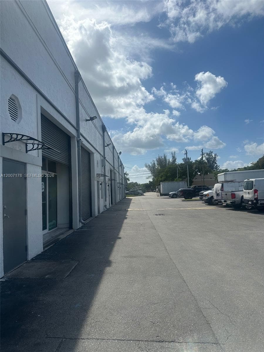 12101 NW 98th Ave, Hialeah Gardens FL 33018