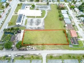 1855 NW 119th St, Miami FL 33167