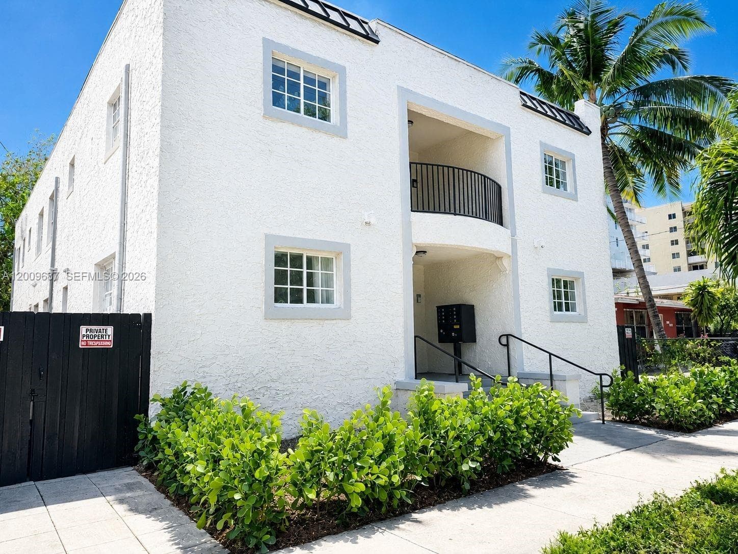 1132 NW 3rd St, Miami FL 33128