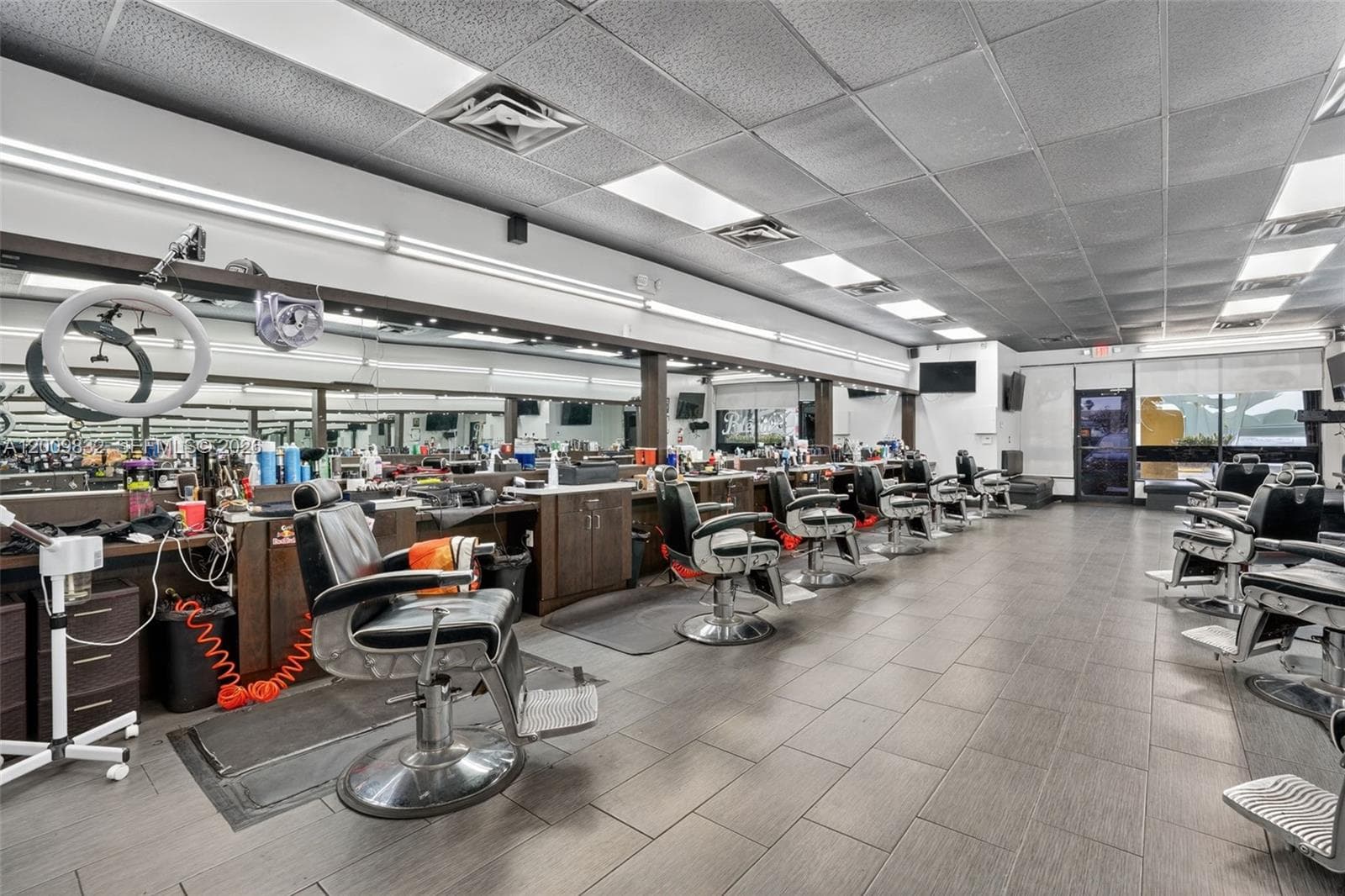 Established Barbershop for Sale – Prime Kendall Location, Kendall FL 33175