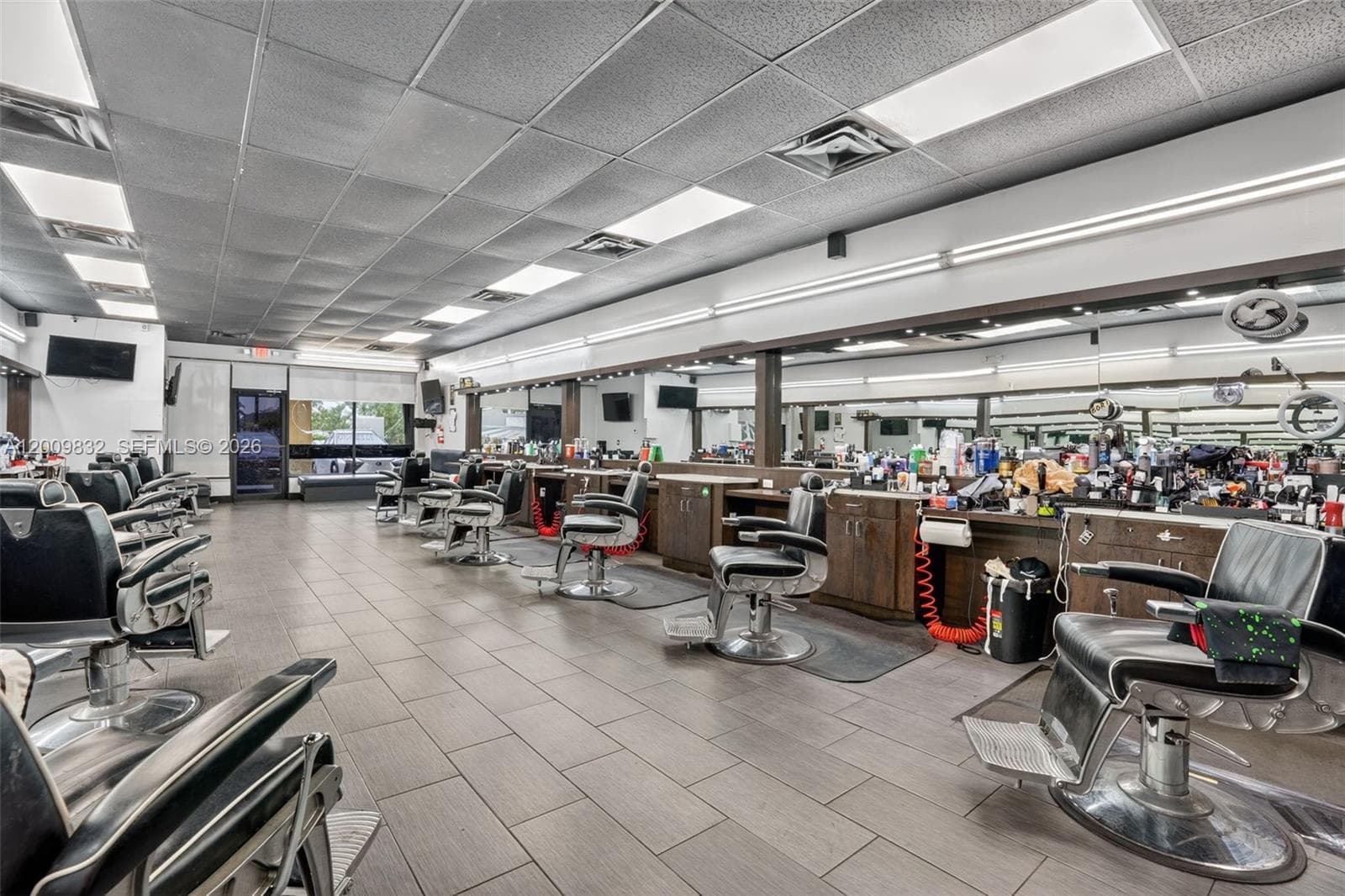 Established Barbershop for Sale – Prime Kendall Location, Kendall FL 33175