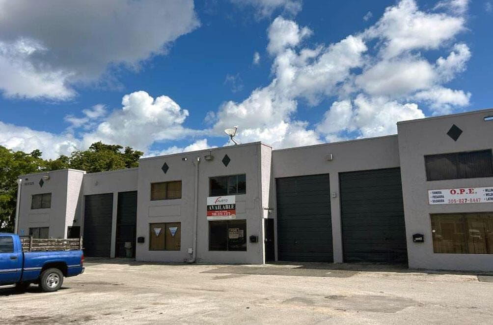 1750 W 39th Place # 1005, Hialeah FL 33012