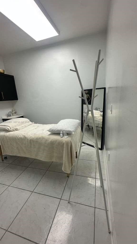 9610 Fontainebleau Blvd, Miami FL 33172