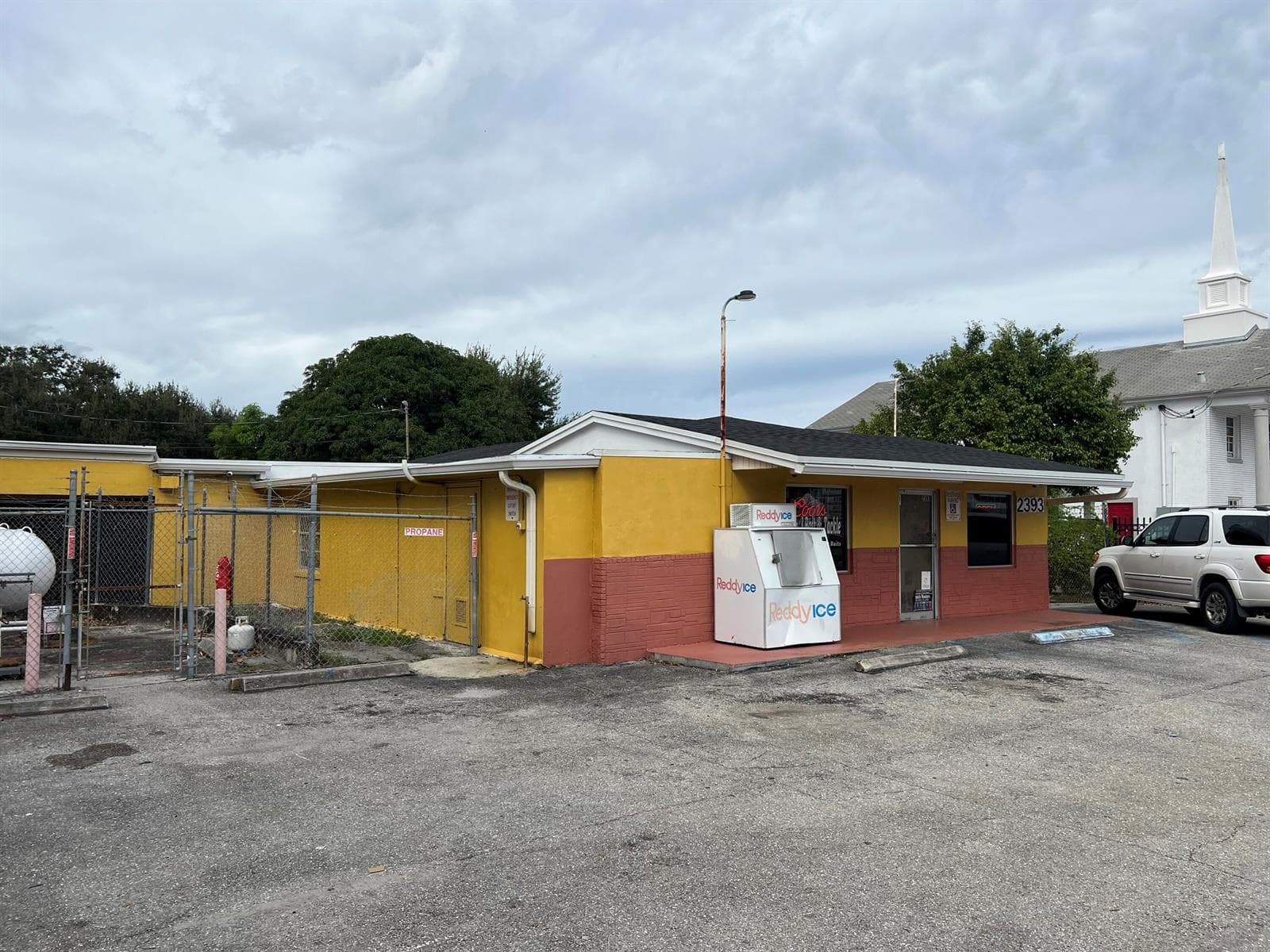 2393 N Military Trail, FL 33409