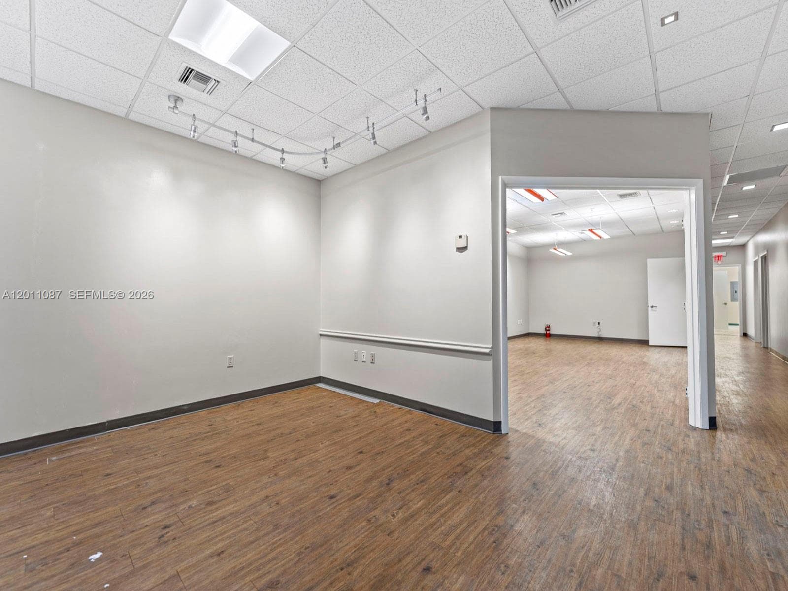 735 Shotgun Rd, Sunrise FL 33326