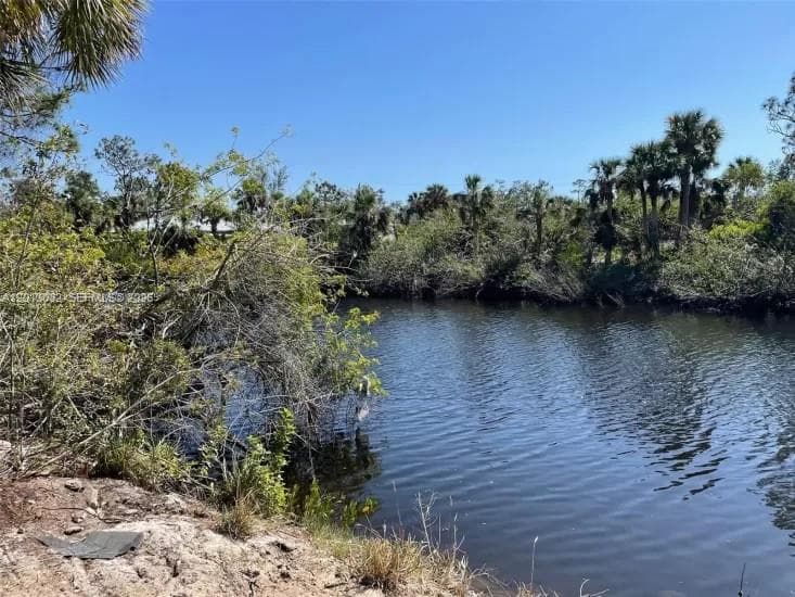 14375 Howard Avenue, Port Charlotte FL 33953