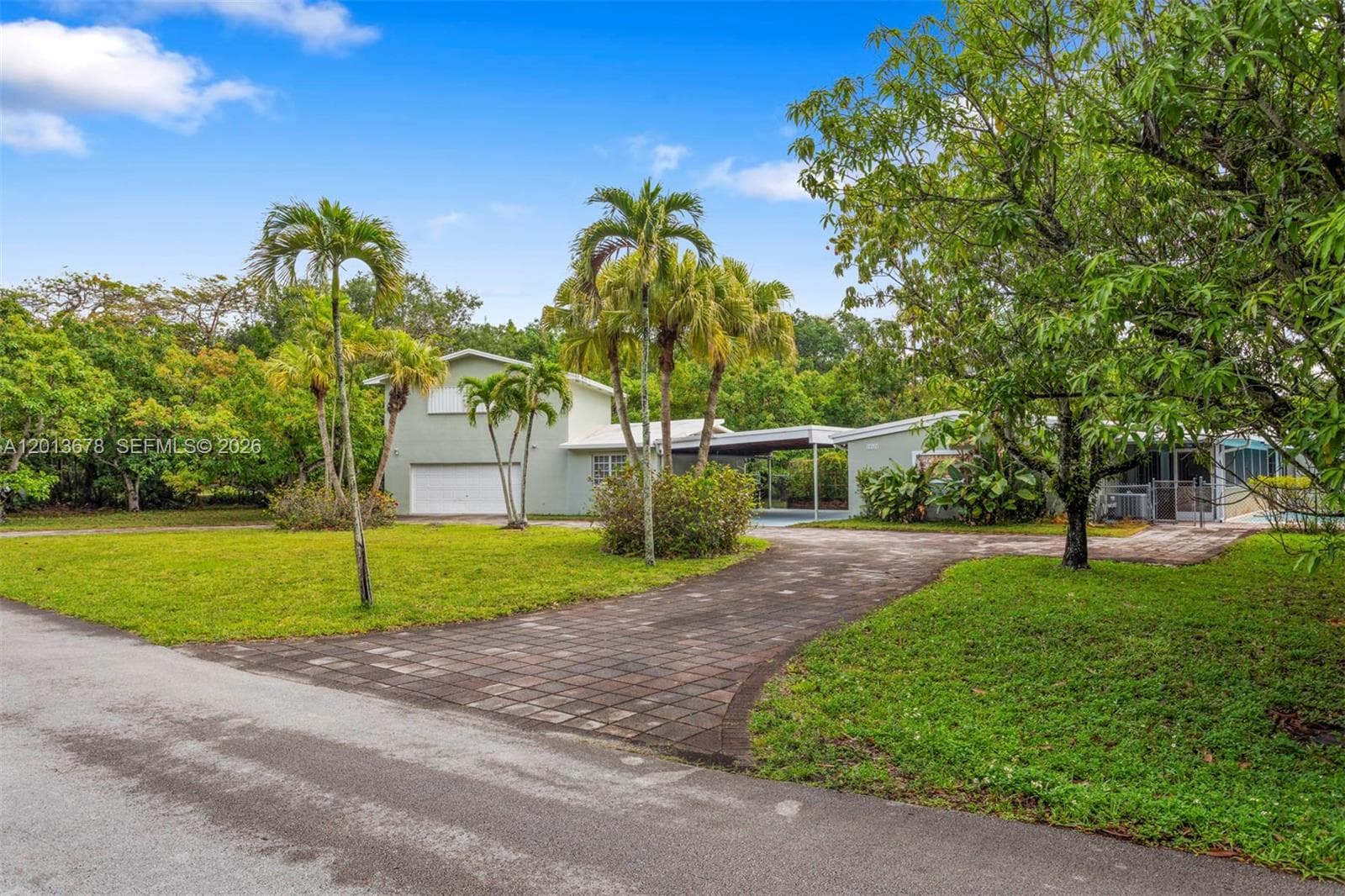 10851 SW 68th Ave, Pinecrest FL 33156