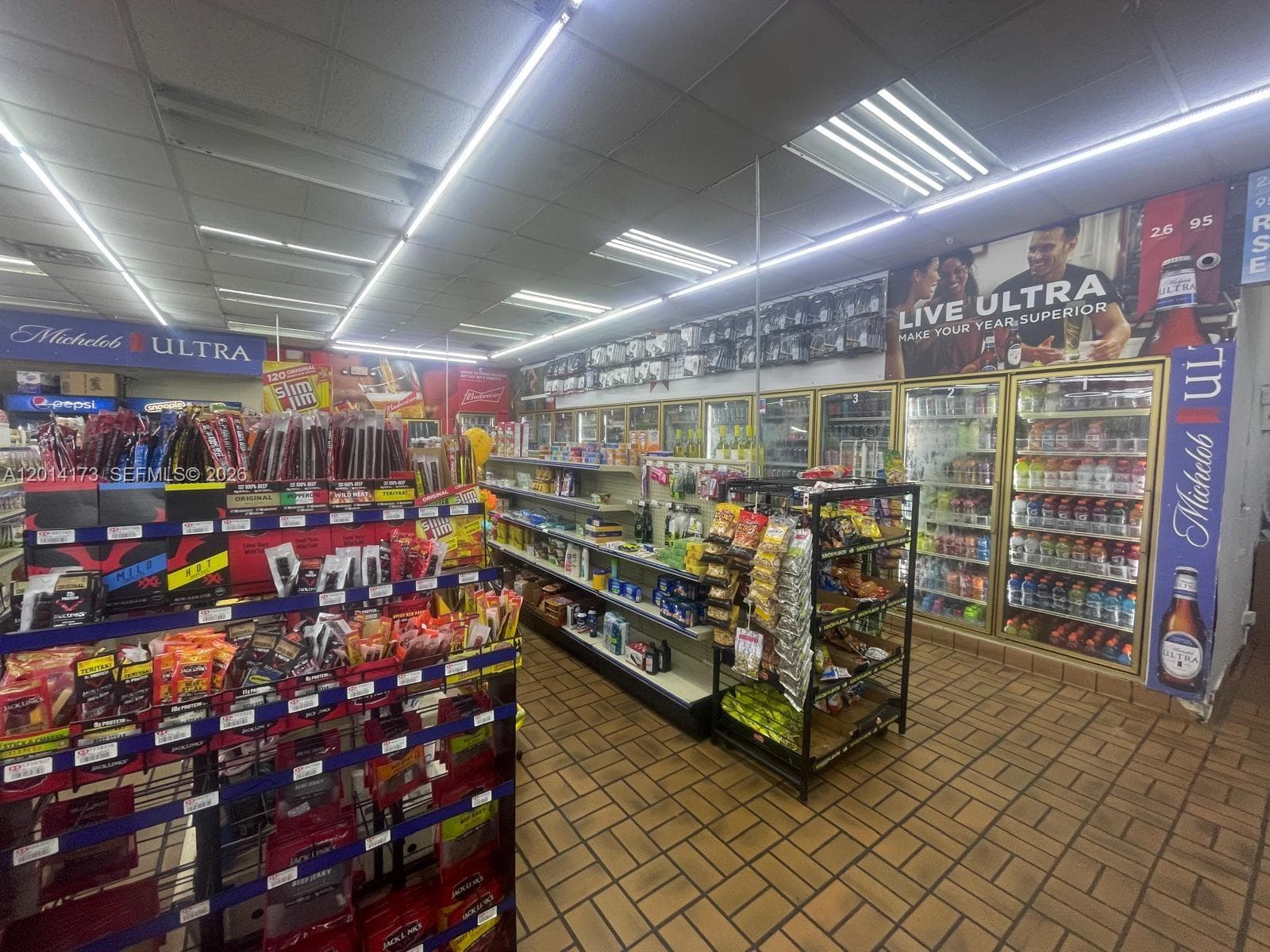 895 N Nova, Daytona FL 32117