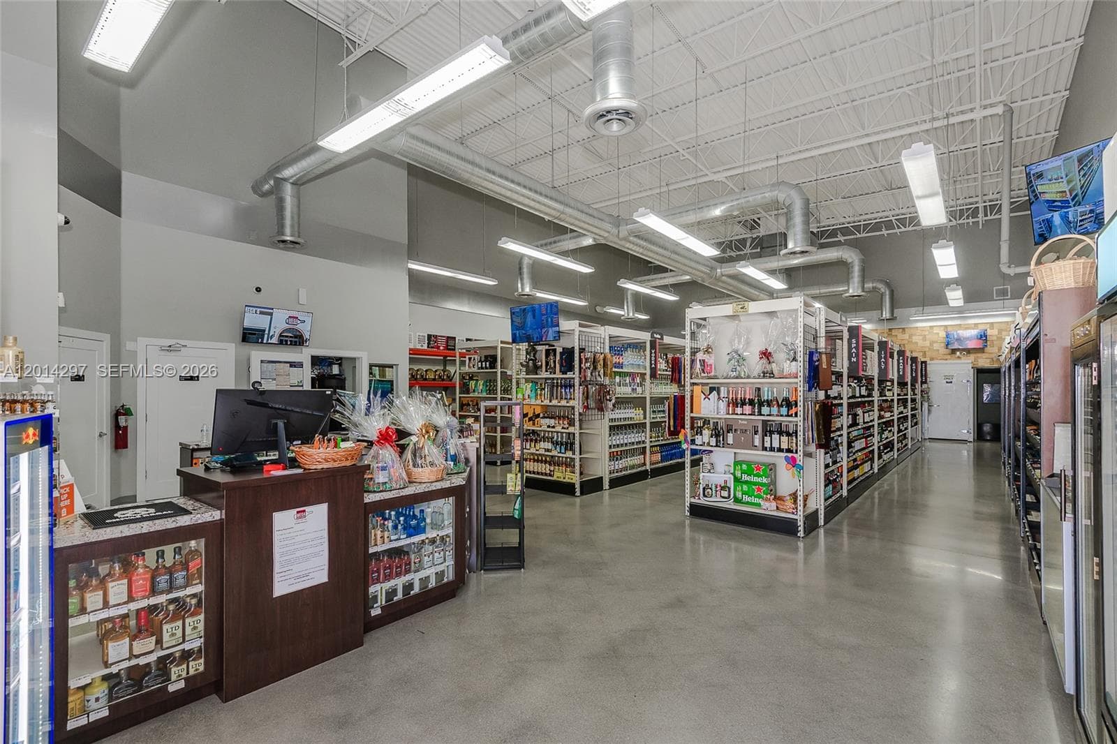 17173 Pines Blvd, Pembroke Pines FL 33027