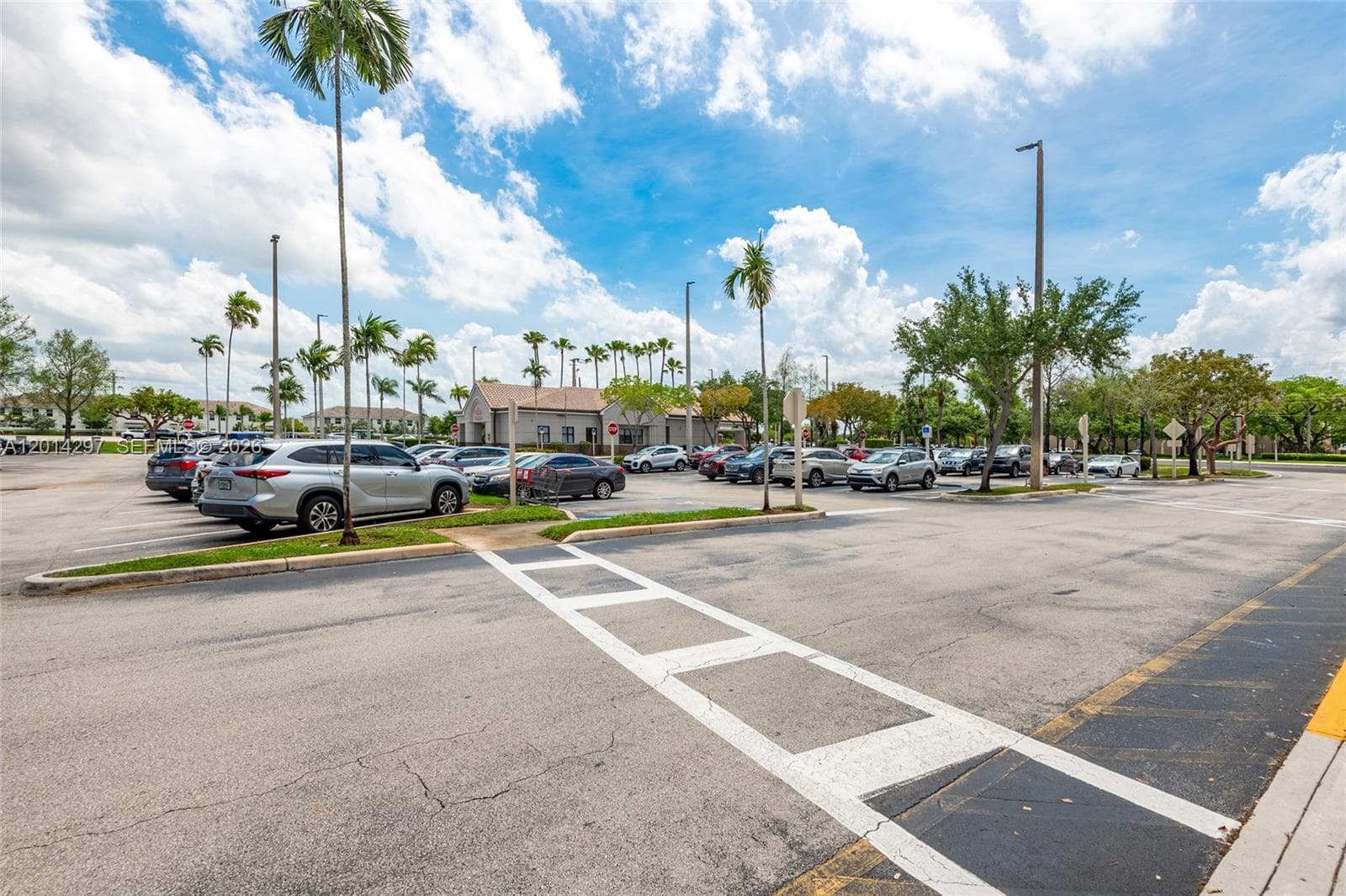 17173 Pines Blvd, Pembroke Pines FL 33027