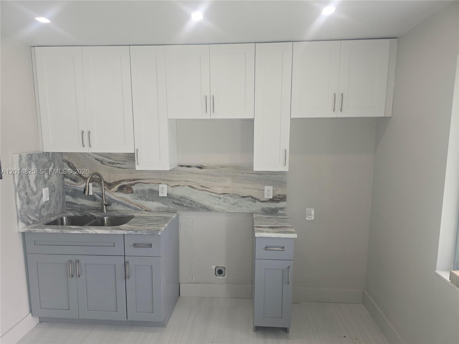 3300 SE 6th St, Pompano Beach FL 33062