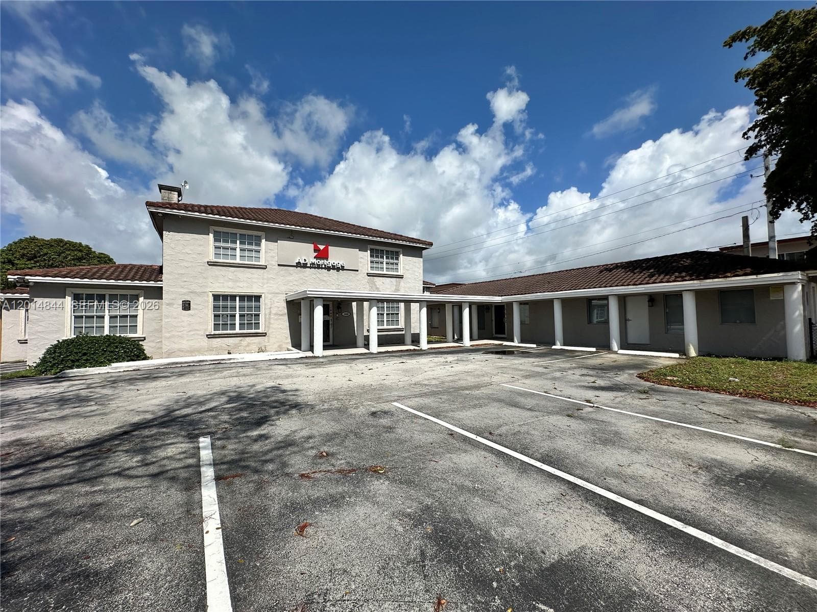 1040 S Federal Hwy, Hollywood FL 33020