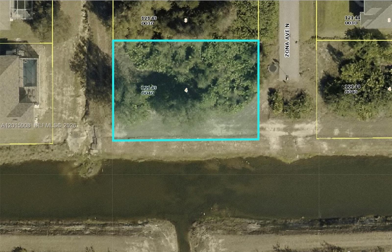 801 Zona Ave N, Lehigh Acres FL 33971