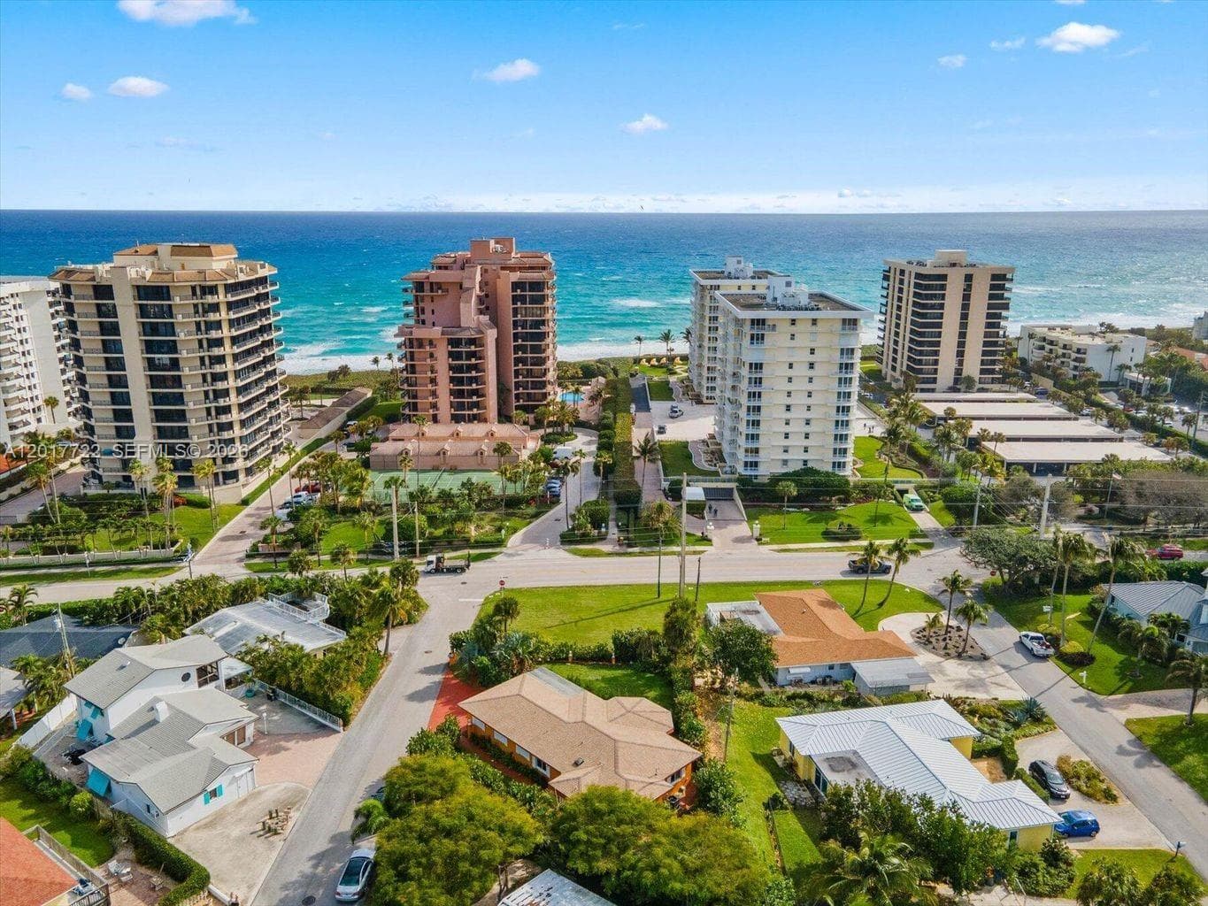 xxxx Neptune Rd, Juno Beach FL 33408