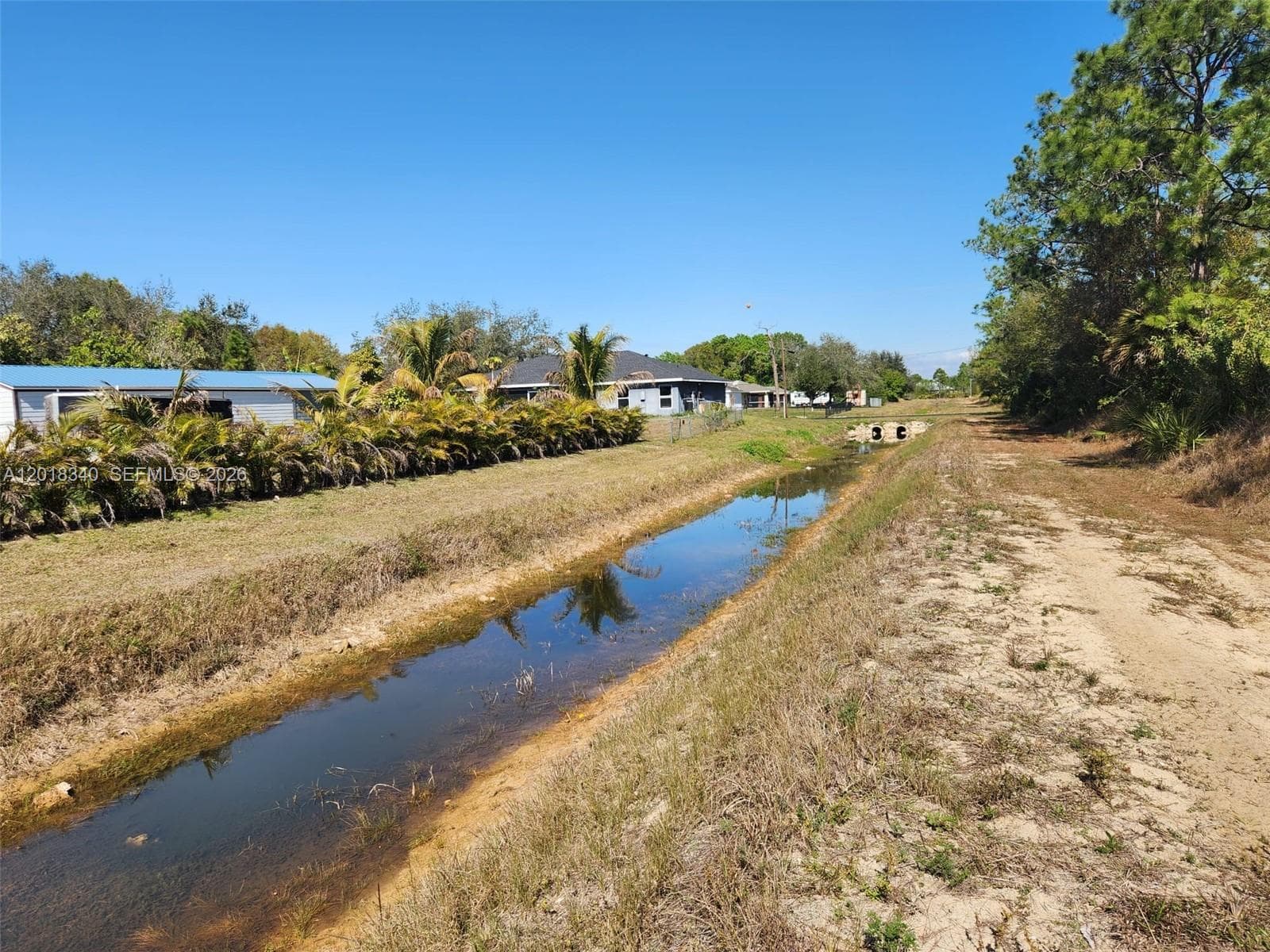 706 JOHNS AVE, Lehigh Acres FL 33972