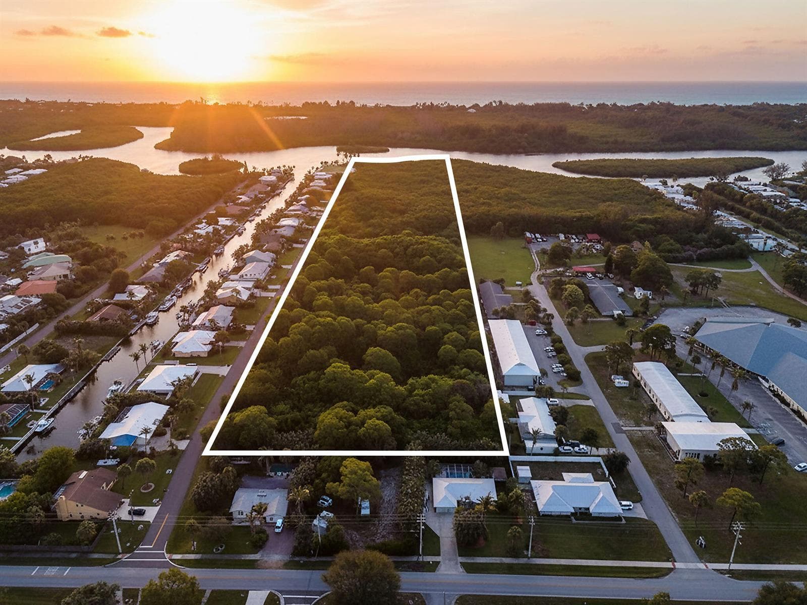 Unassigned SE Delafield Street, Hobe Sound FL 33455