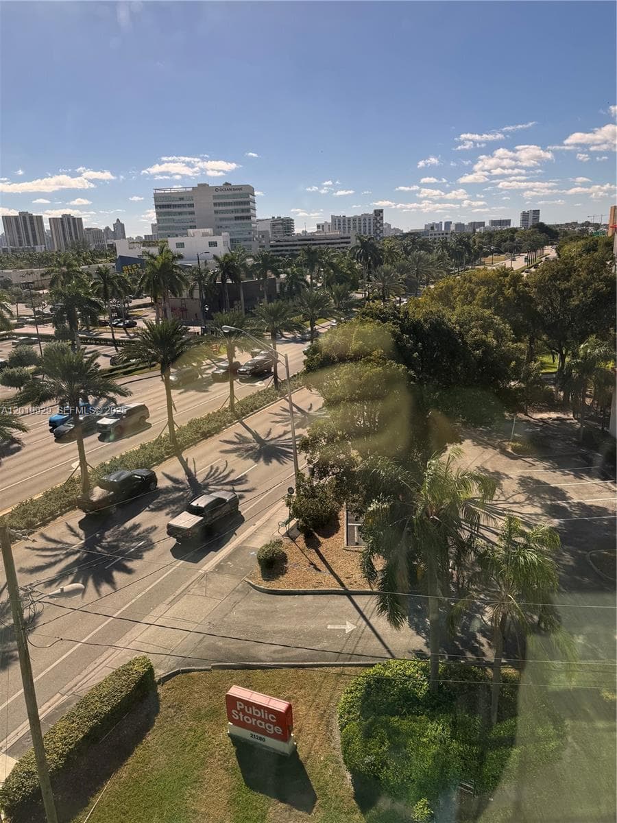 21290 Biscayne Blvd # 408, Aventura FL 33180