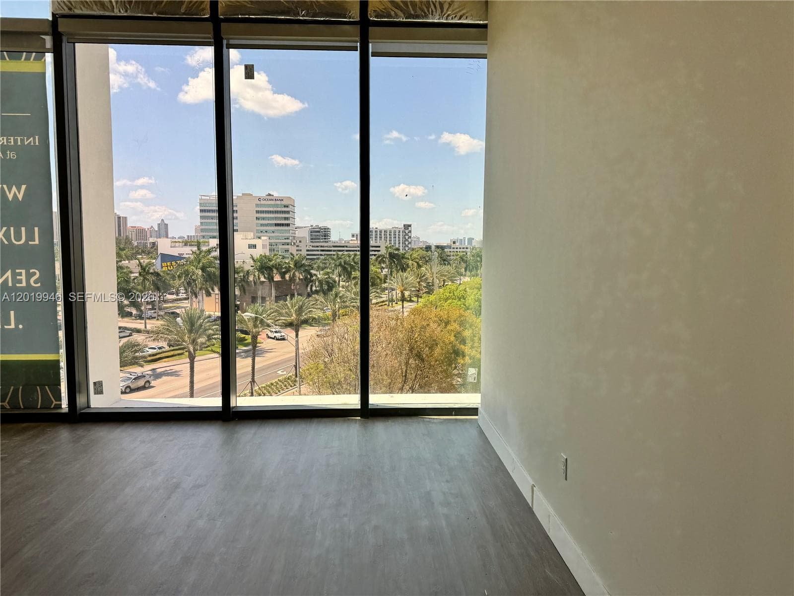 21290 Biscayne Blvd # 405, Aventura FL 33180