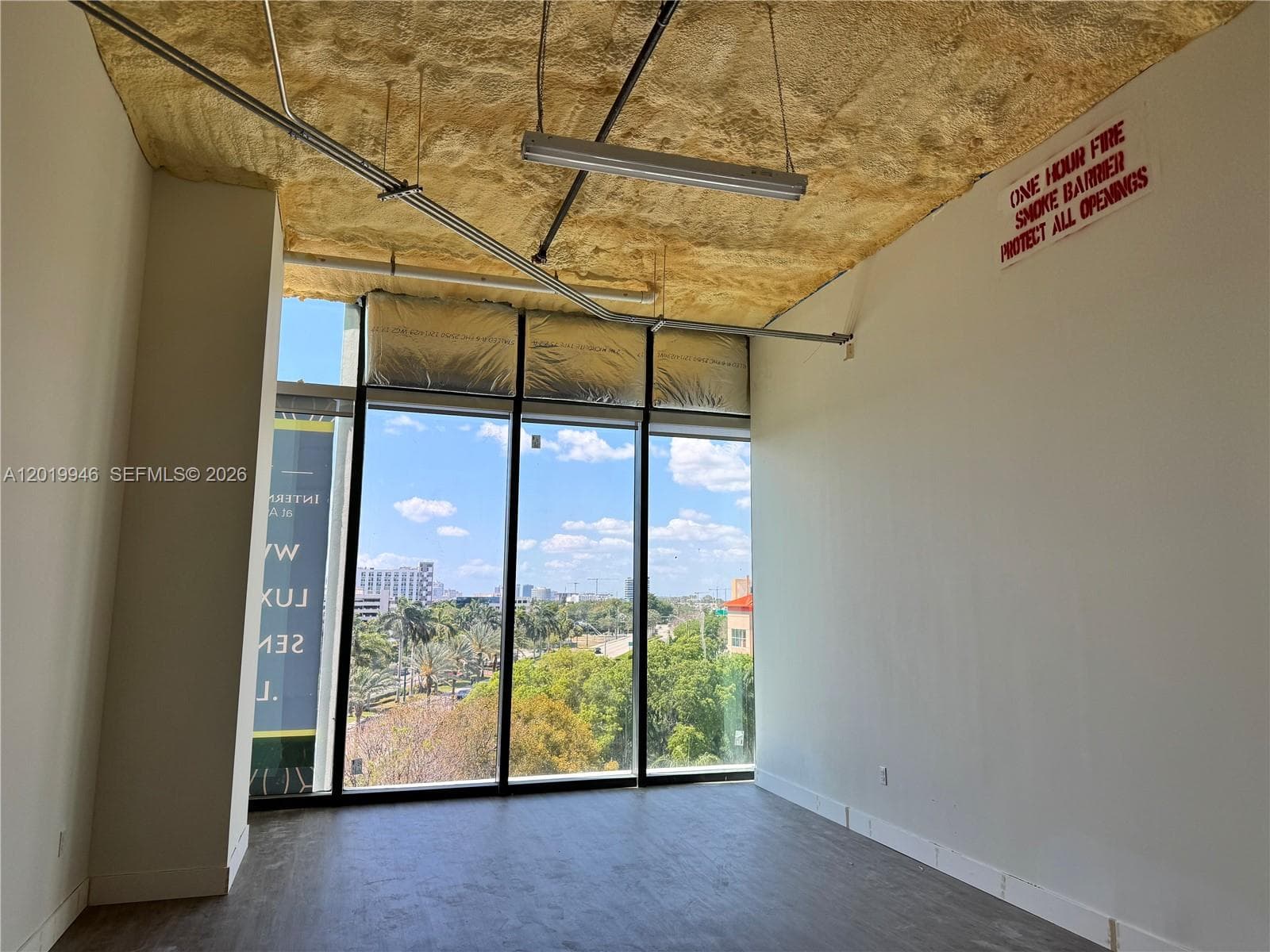 21290 Biscayne Blvd # 405, Aventura FL 33180