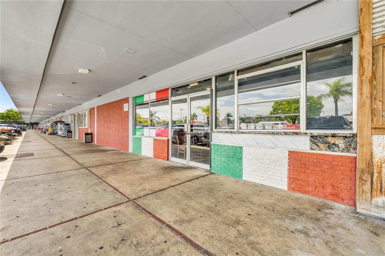W 84 St, Hialeah FL 33014