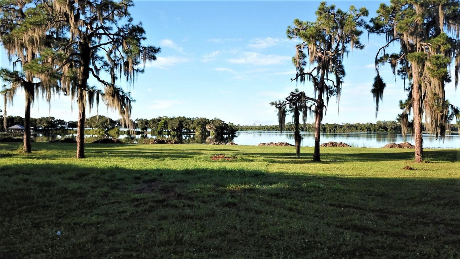 1040 Lake June Road, Lake Placid FL 33852