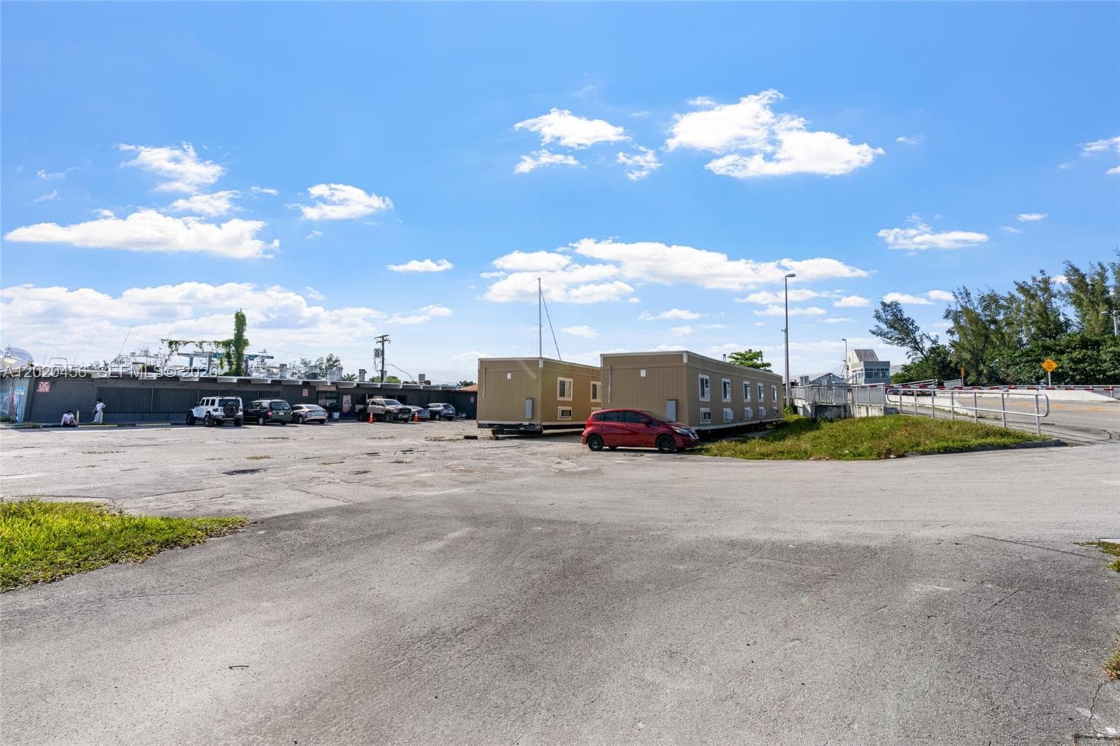 3066 NW River Dr, Miami FL 33142