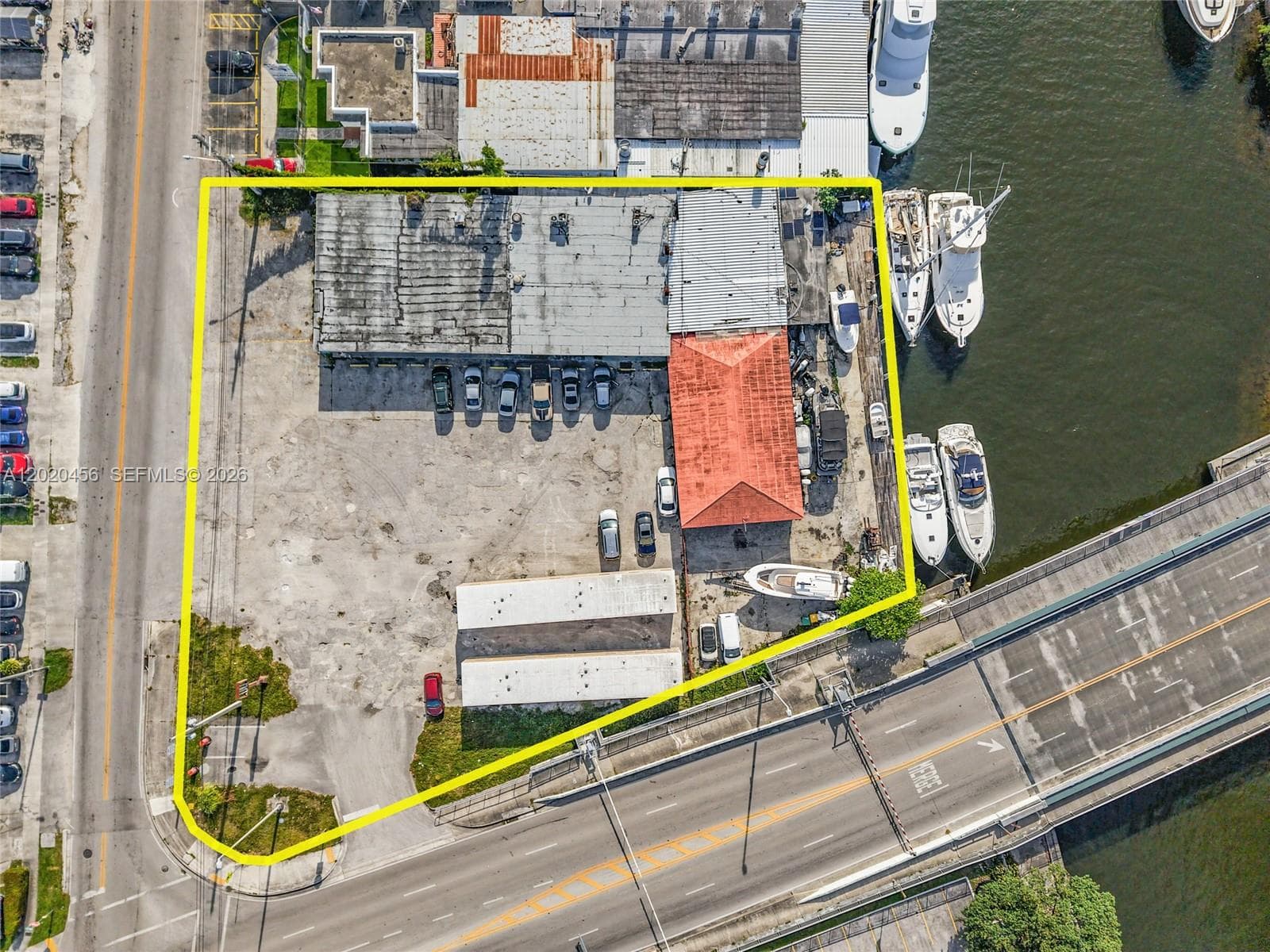 3066 NW River Dr, Miami FL 33142