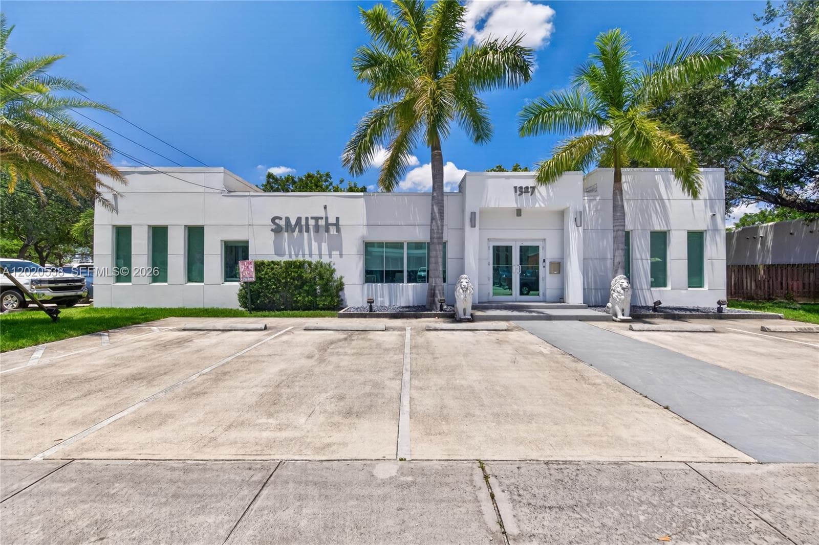 1327 SE 2nd Ave, Fort Lauderdale FL 33316