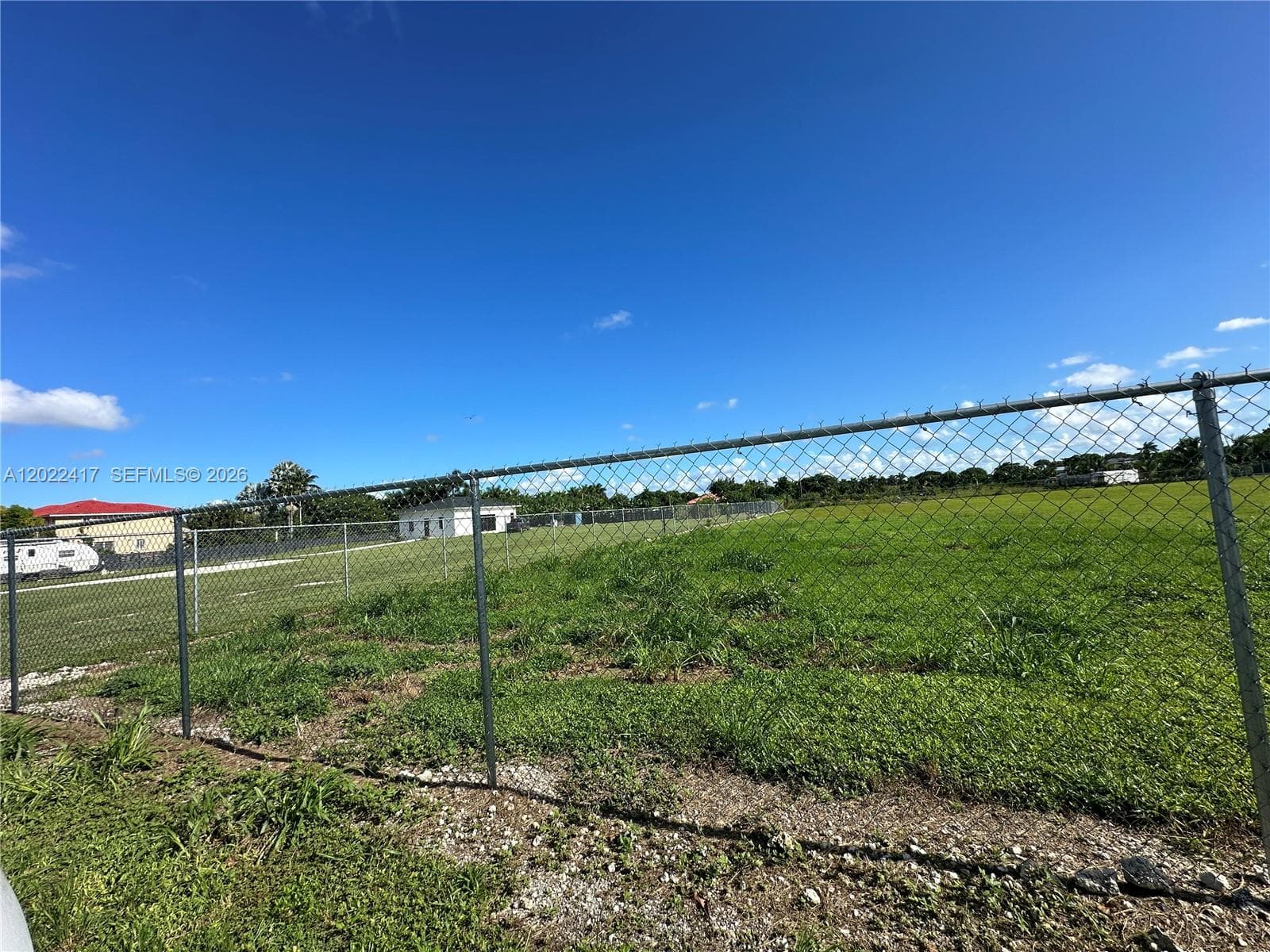 19690 SW 206th St, Miami FL 33187