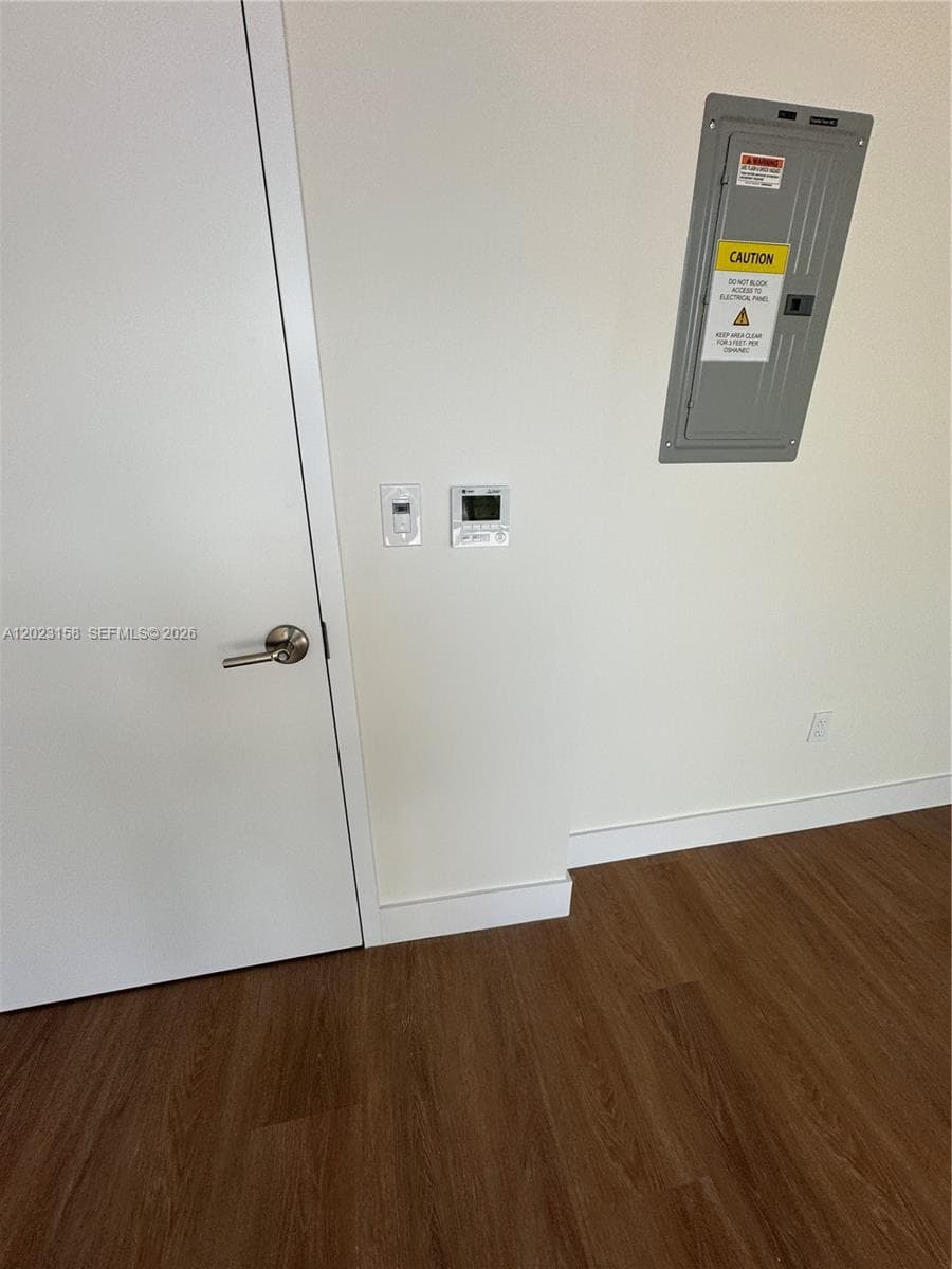 21290 Biscayne Blvd # 208, Aventura FL 33180