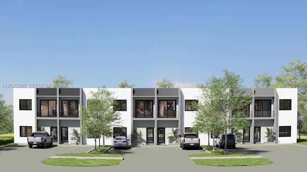 215 NW 3rd Ave, Florida City FL 33034