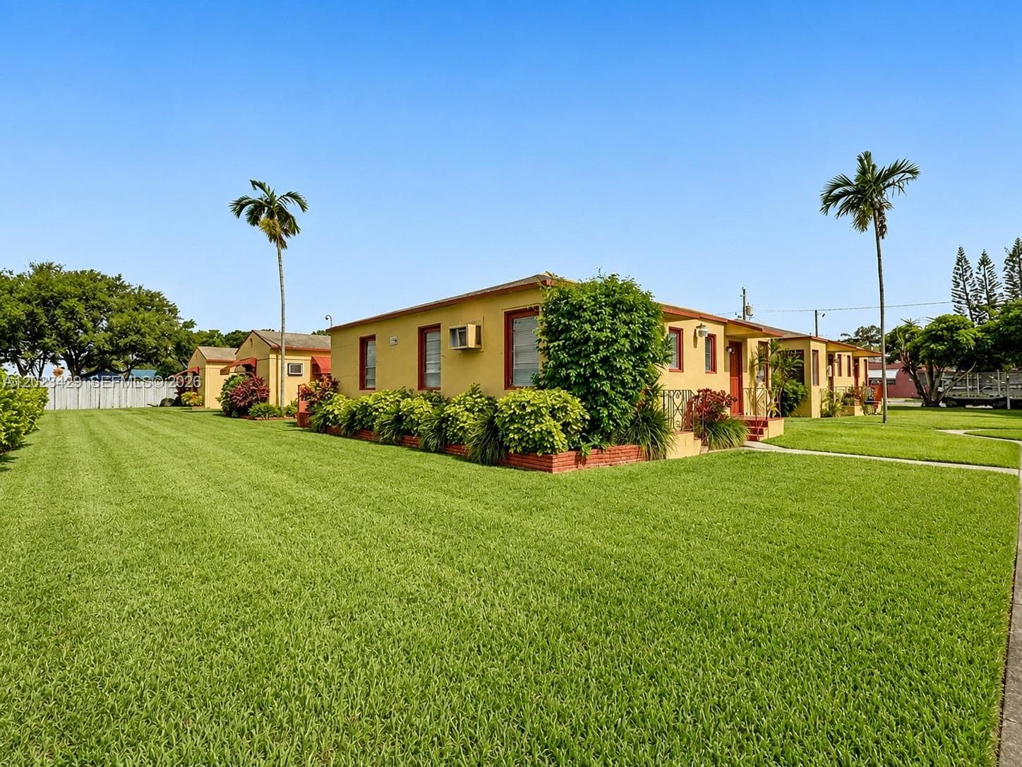 1723-1743 Moffett St, Hollywood FL 33020