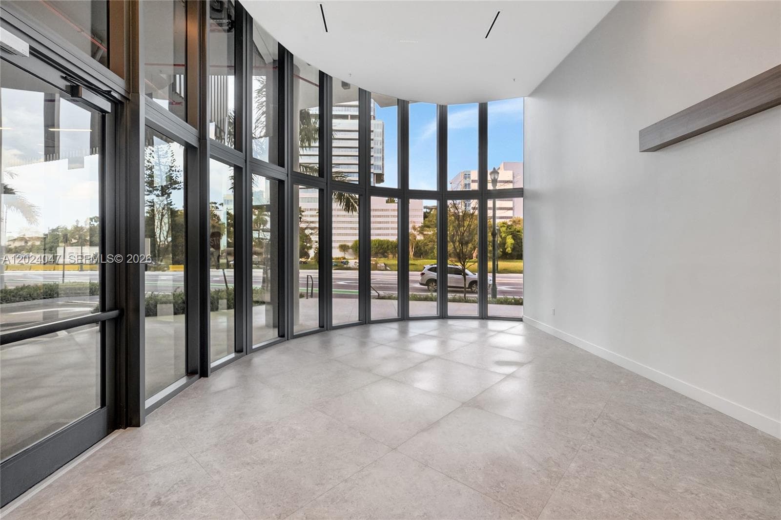 21290 biscayne # 306, Aventura FL 33180