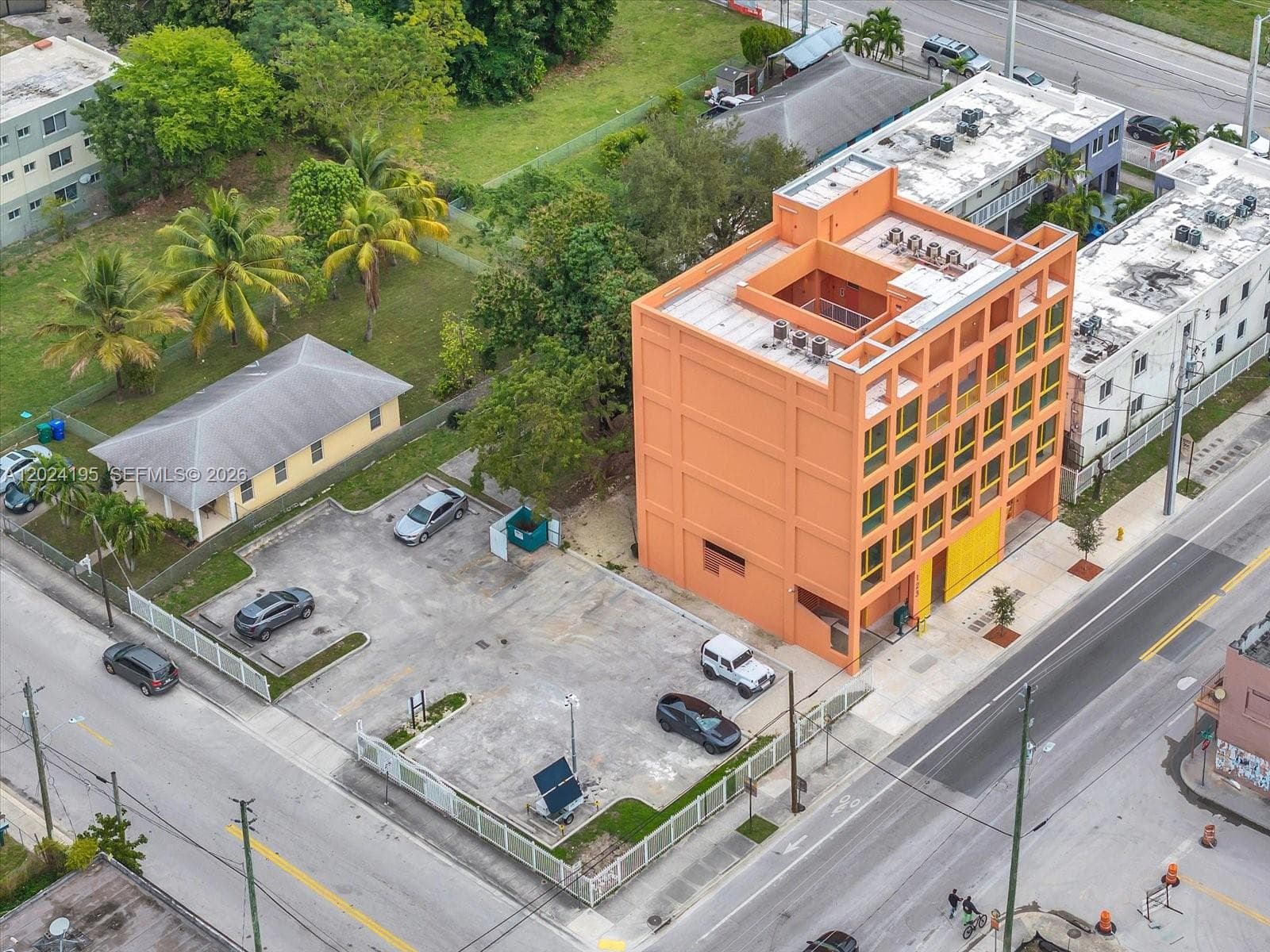 123 NW 14th St # 201, Miami FL 33136