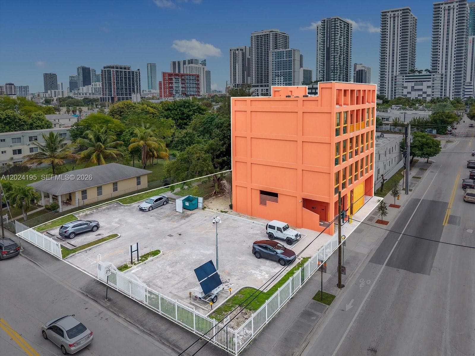 123 NW 14th St # 201, Miami FL 33136