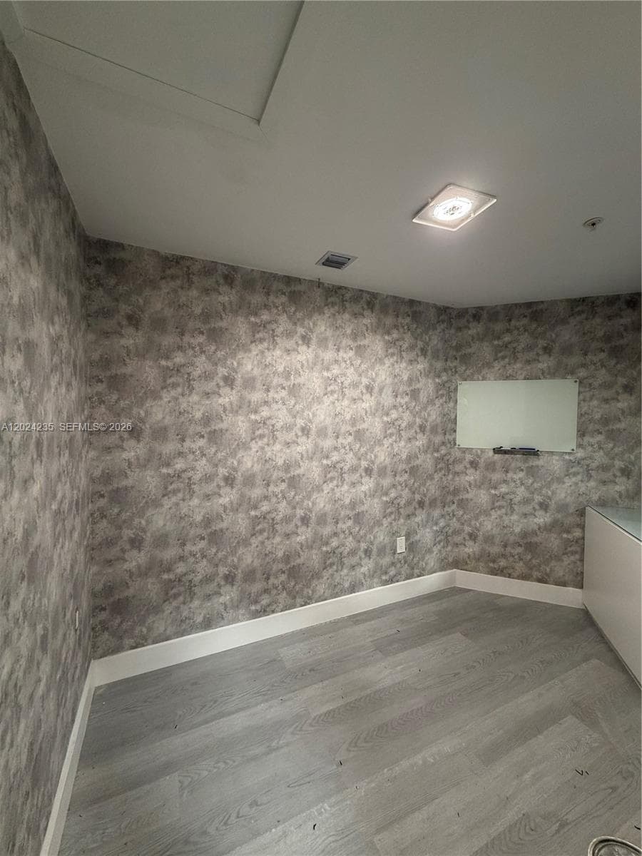 9450 NW 58th St # 3, Doral FL 33178