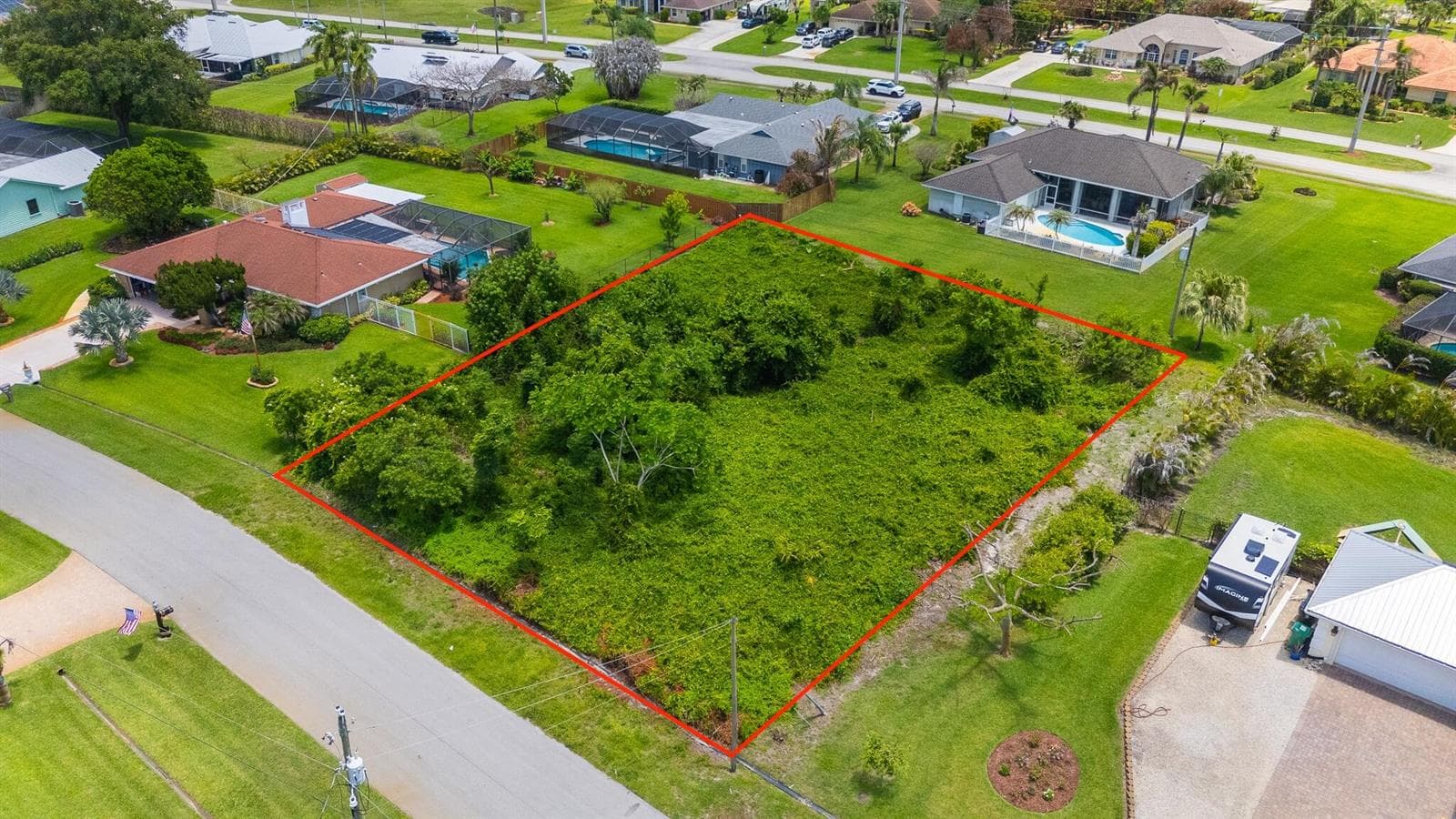 2012 SE Giffen Avenue, Port St. Lucie FL 34952