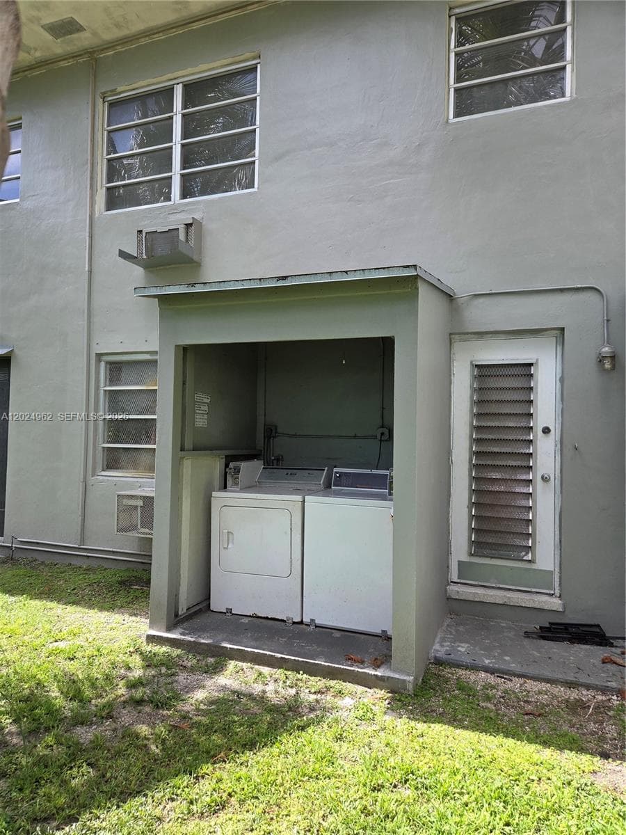 511 NE 82nd Ter, Miami FL 33138