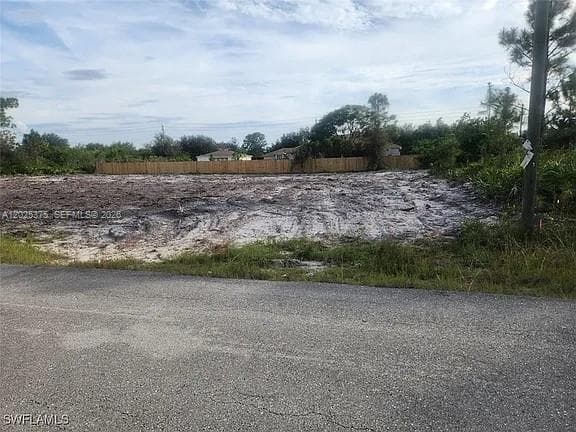 2513 43RD ST W, Lehigh Acres FL 33971