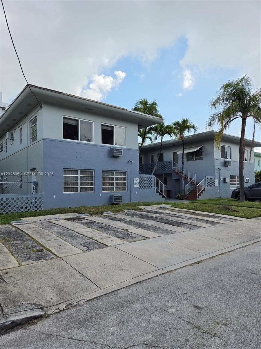 511 NE 82nd Ter, Miami FL 33138