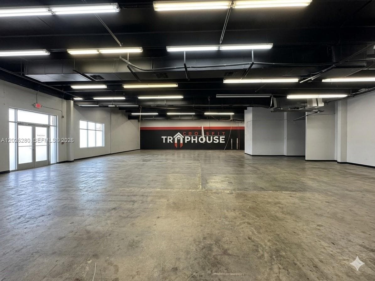 590 SW 9th Ter # 11, Pompano Beach FL 33069