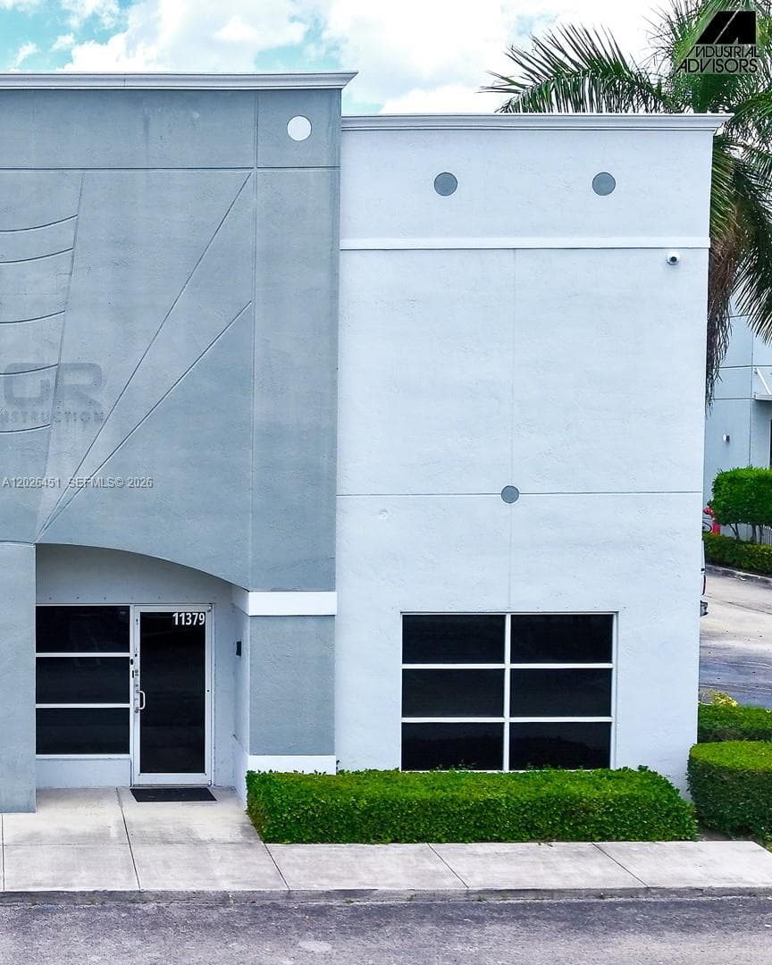 11379 NW 122nd St # 11, Medley FL 33178