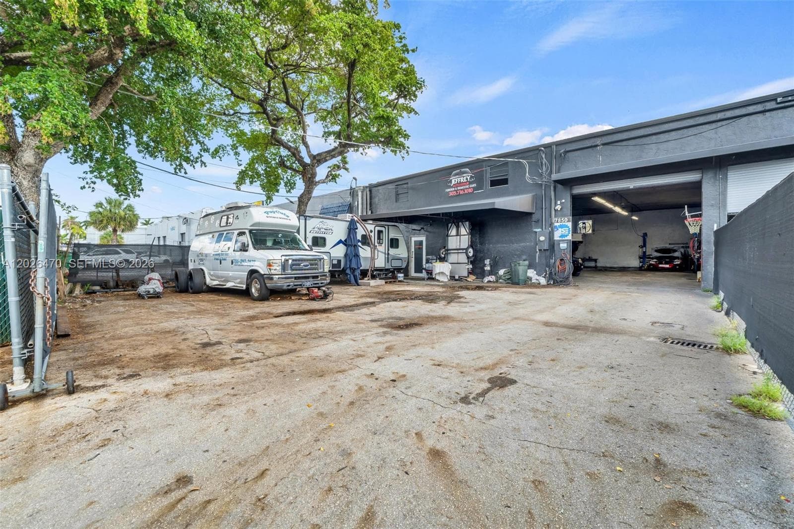 7850 NW 56th St, Doral FL 33166