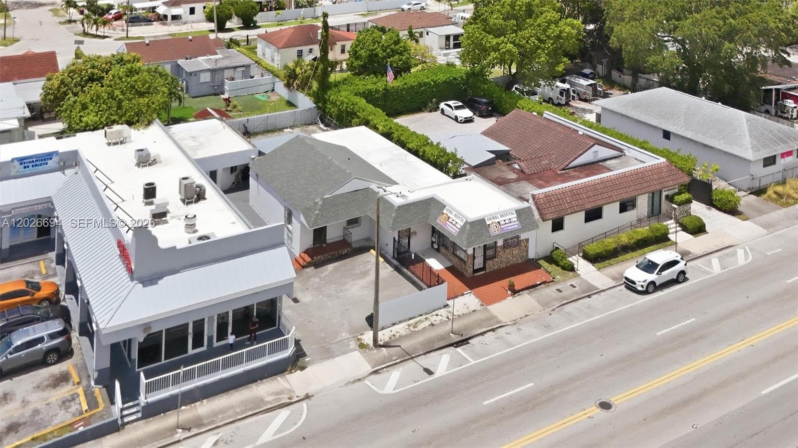 3240 NW 7th St, Miami FL 33125