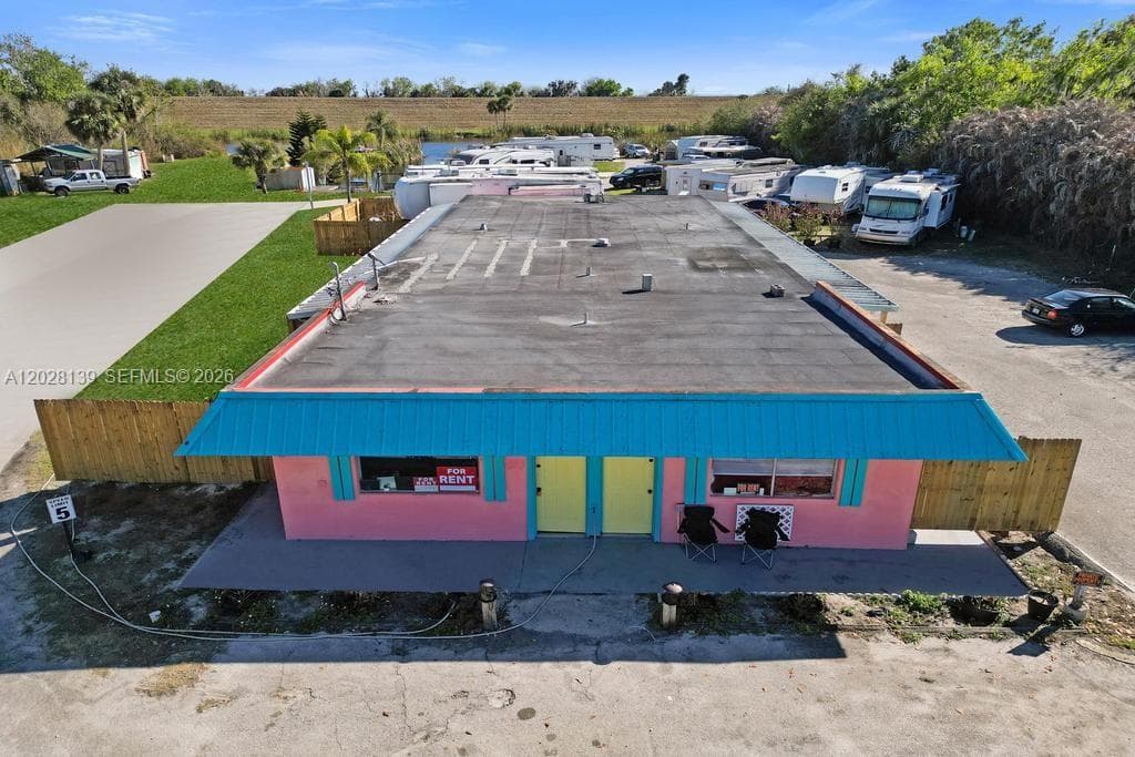 1421 NE US Highway 441 # 10, Okeechobee FL 34974