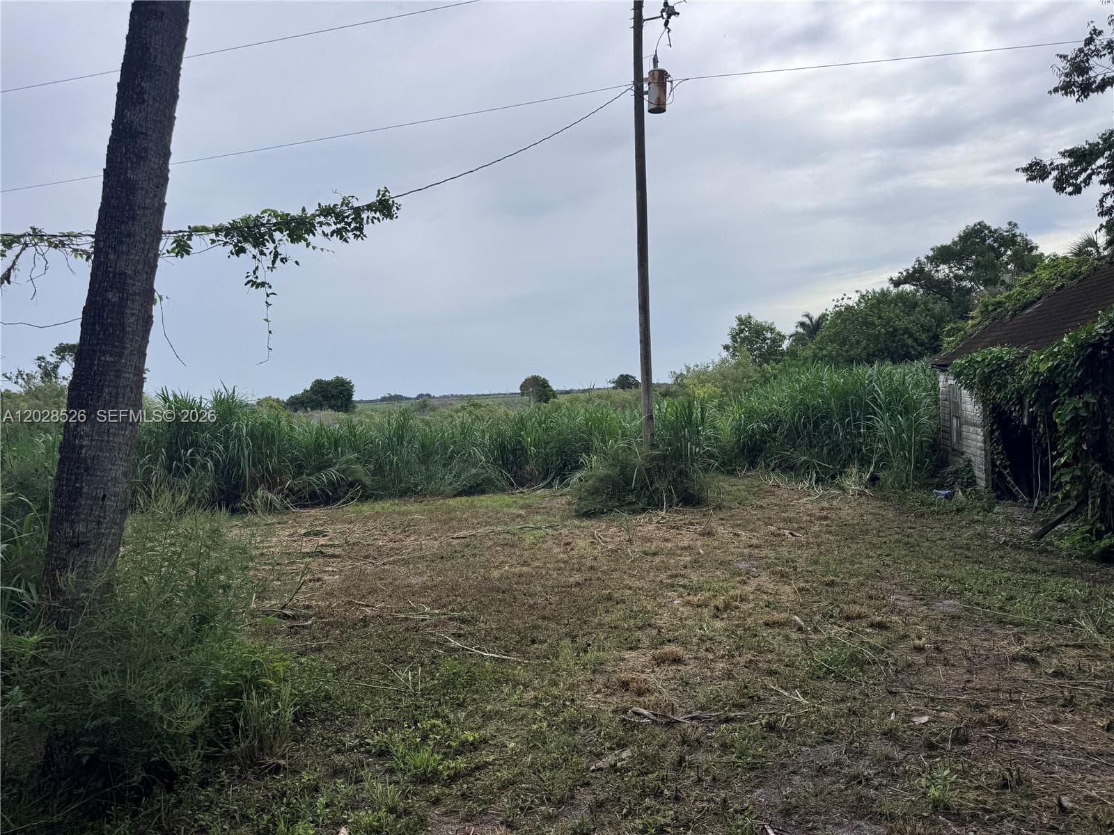 19121 SW Conners Hwy, Port Mayaca FL 33438