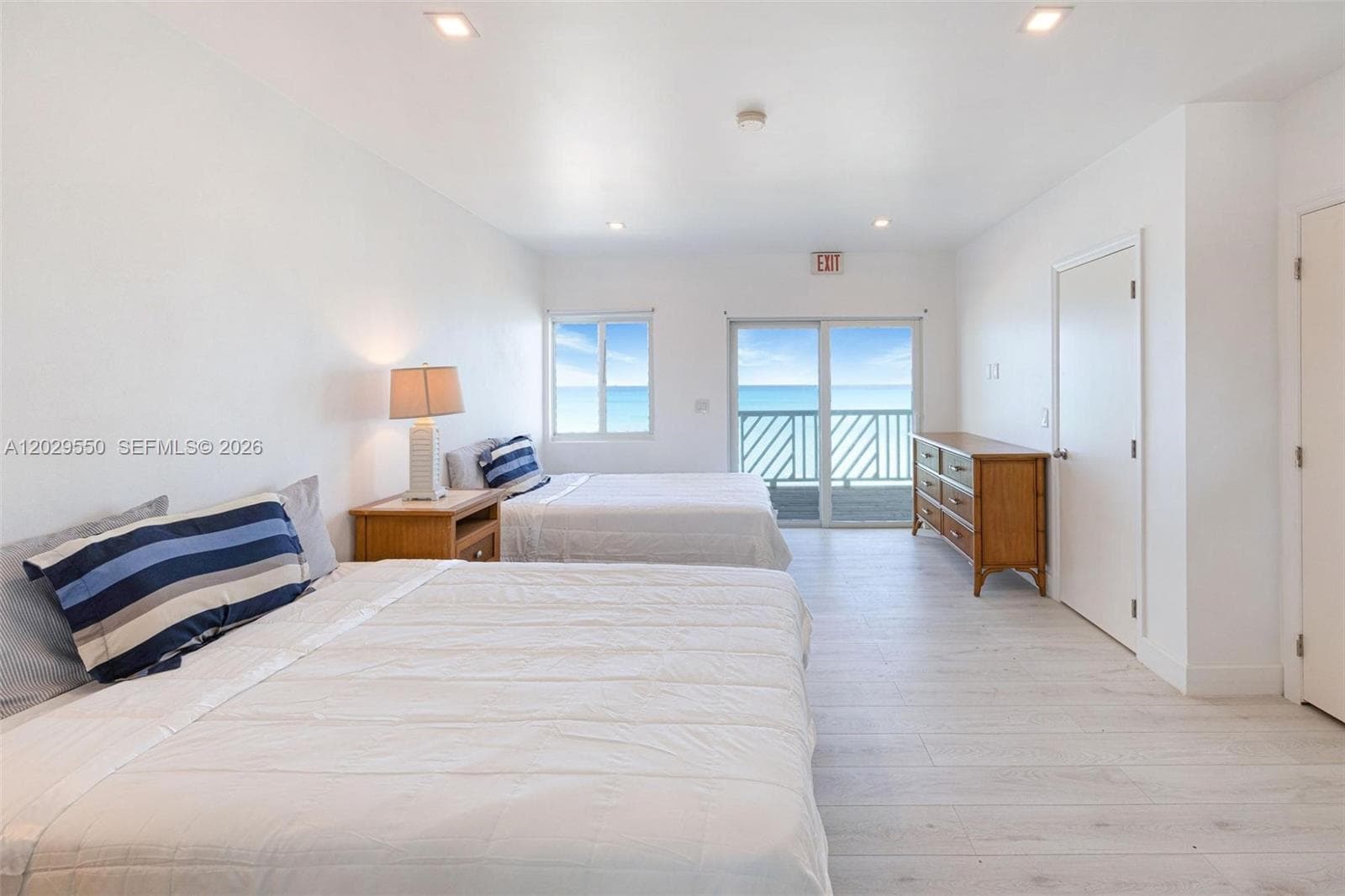 BERRY ISLAND BAHAMAS BERRY ISLAND RESORT HOTEL, 00000