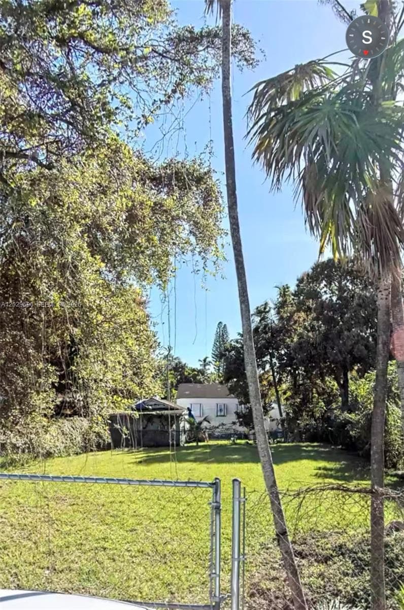 276 NE 58th St, Miami FL 33137