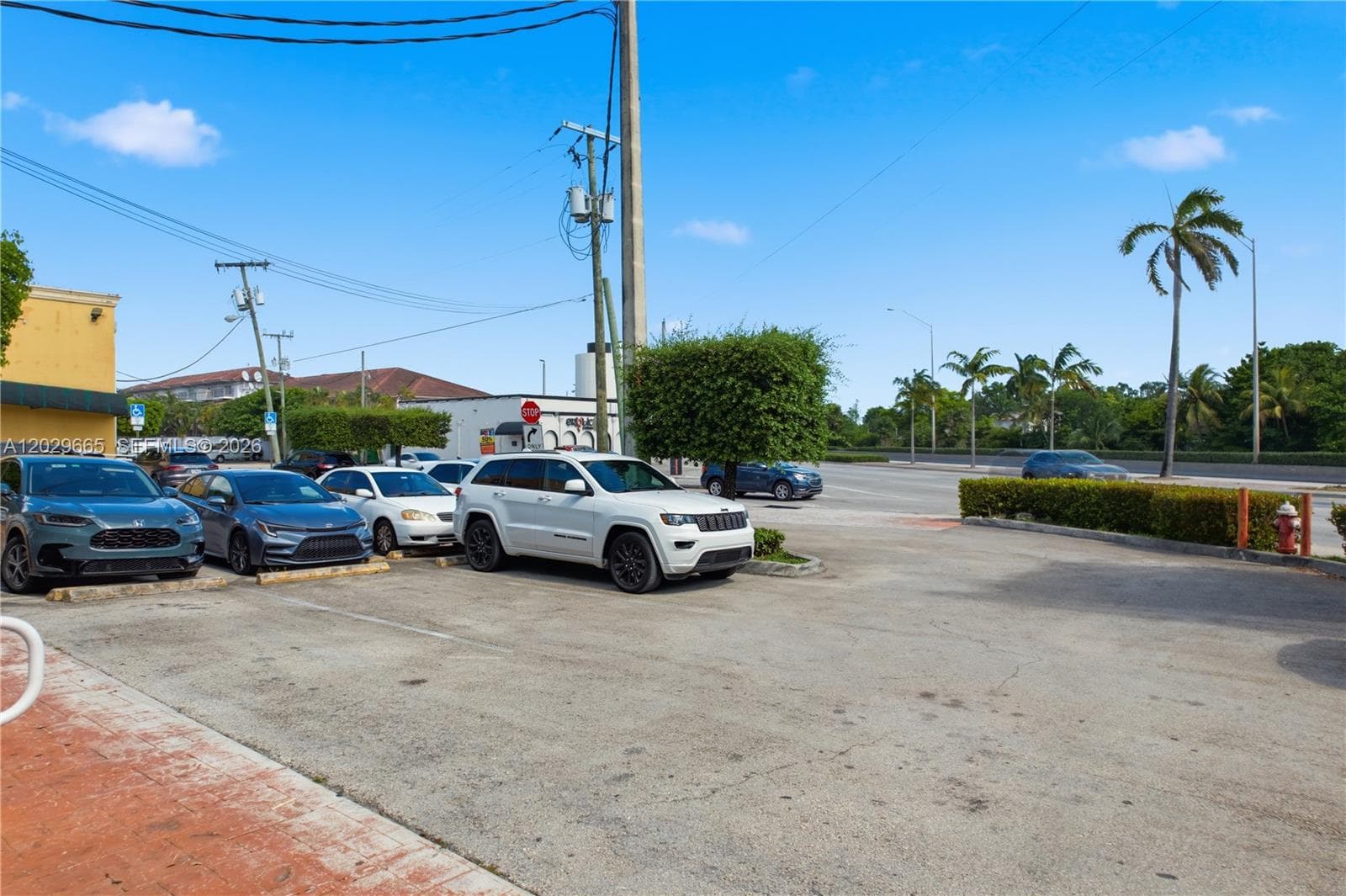 1815 W okeechobee rd, Hialeah FL 33010
