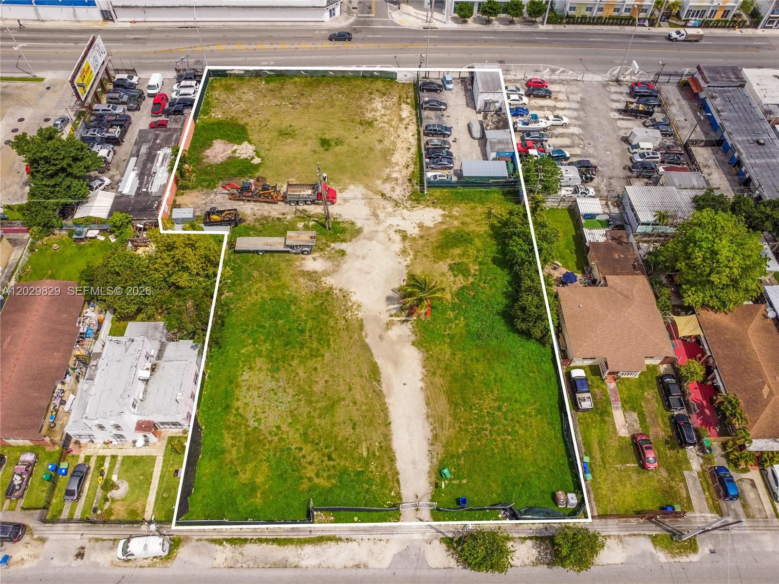 2140 NW 36th St, Miami FL 33142